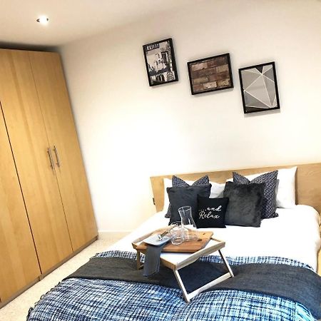 Westone View Villa Sheffield Eksteriør bilde
