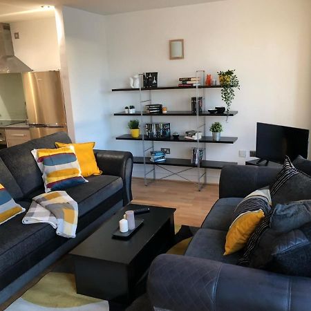 Westone View Villa Sheffield Eksteriør bilde