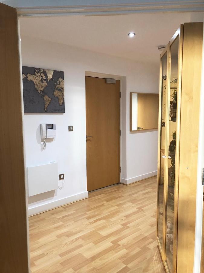 Westone View Villa Sheffield Eksteriør bilde