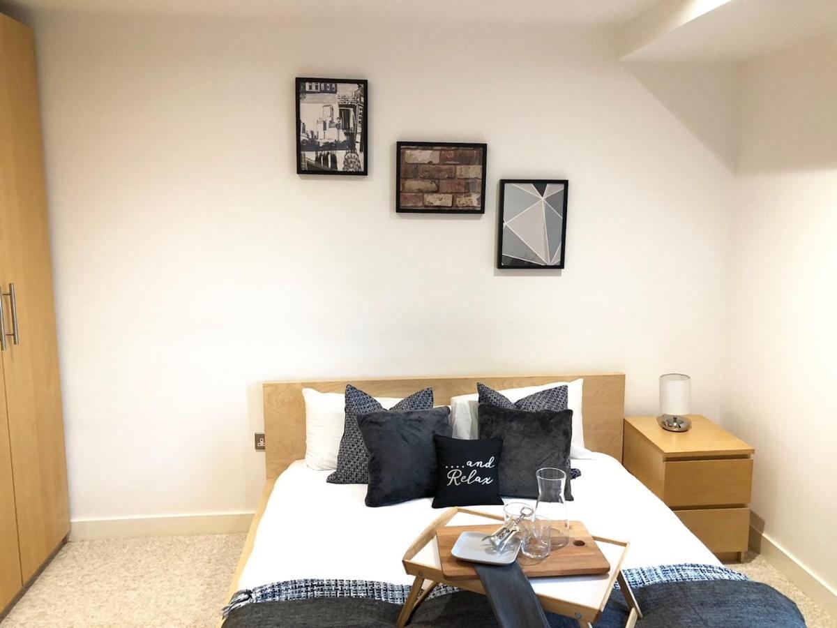 Westone View Villa Sheffield Eksteriør bilde