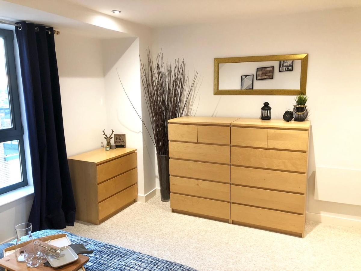 Westone View Villa Sheffield Eksteriør bilde