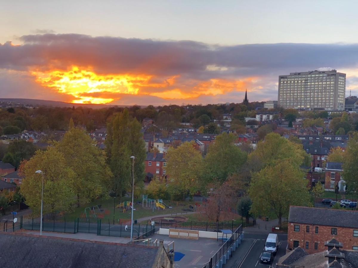 Westone View Villa Sheffield Eksteriør bilde
