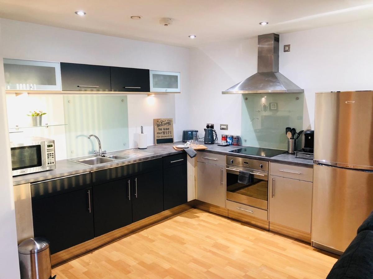 Westone View Villa Sheffield Eksteriør bilde
