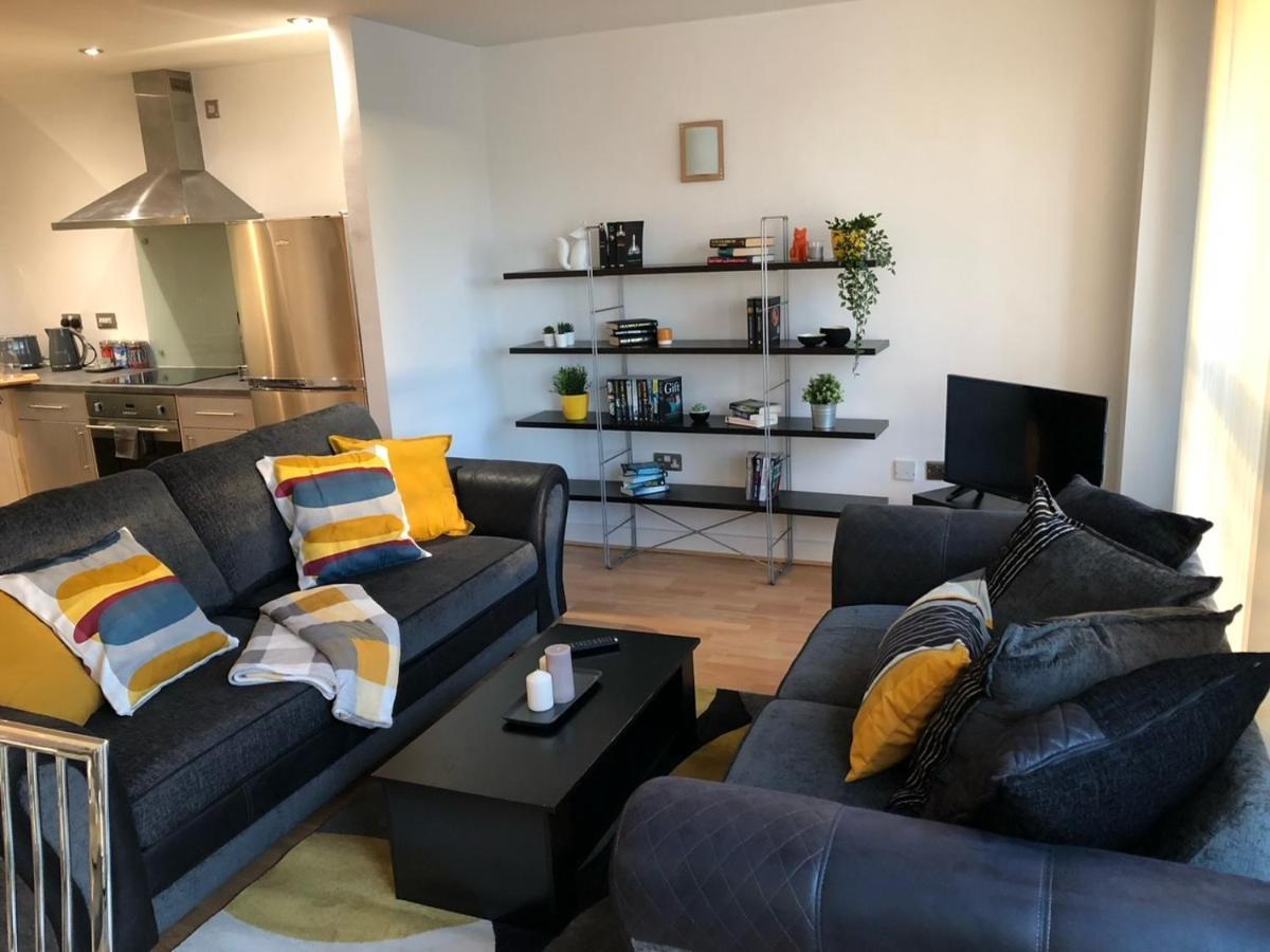 Westone View Villa Sheffield Eksteriør bilde