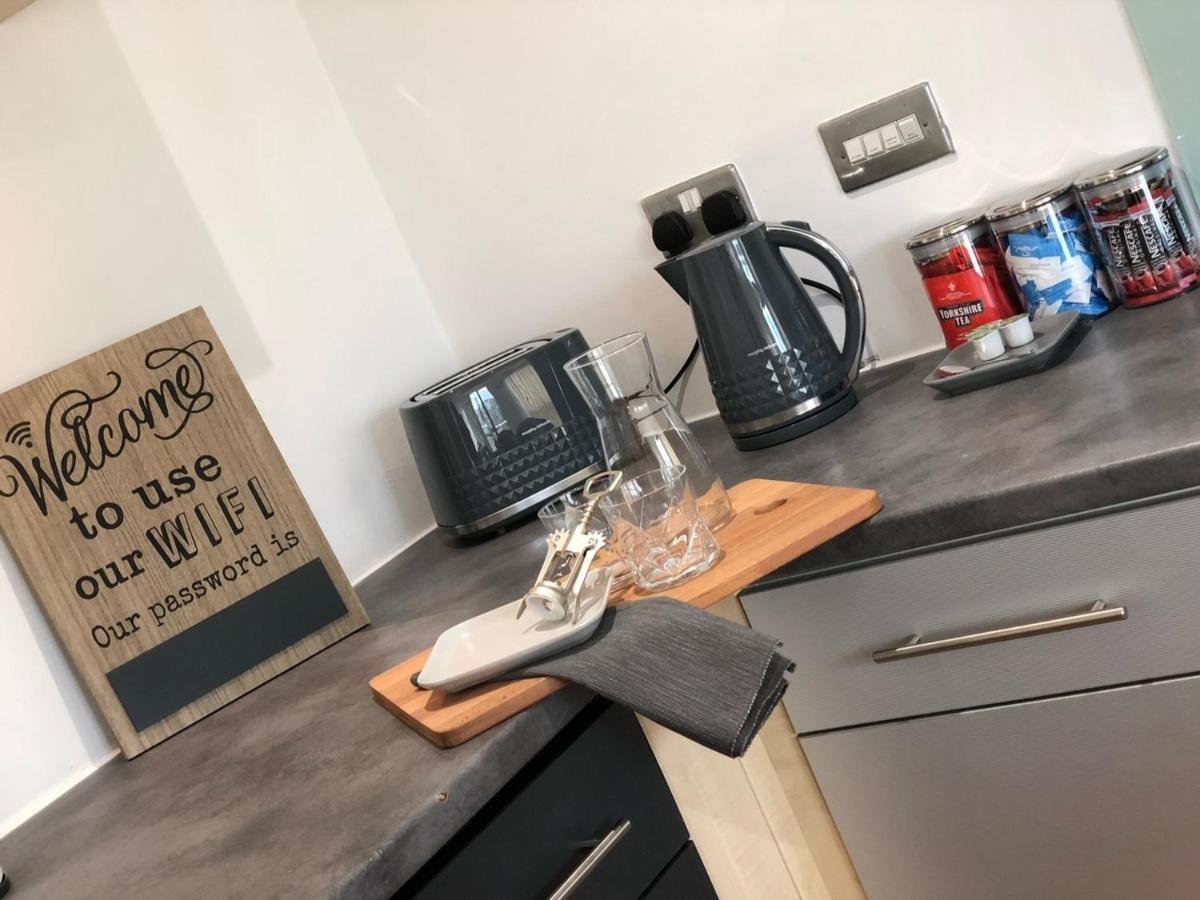 Westone View Villa Sheffield Eksteriør bilde