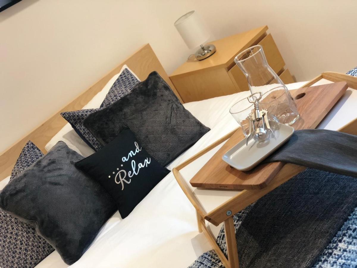 Westone View Villa Sheffield Eksteriør bilde